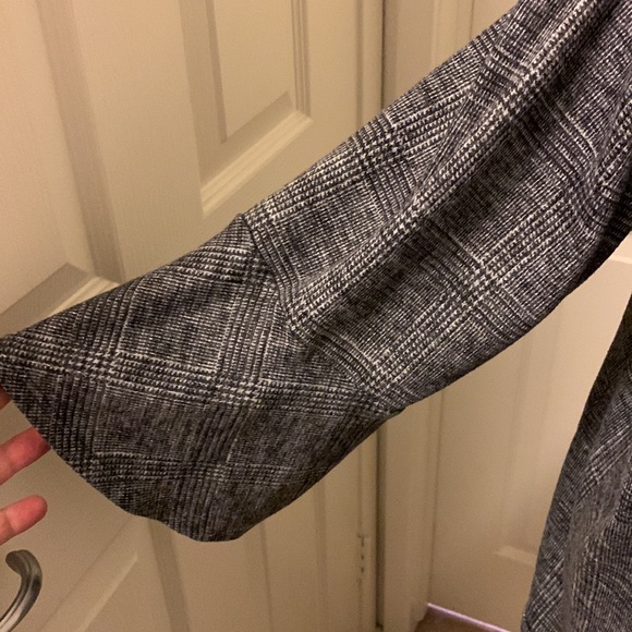 Apt 9 Gray Pattern Top - Size XXL - Picture 2 of 4